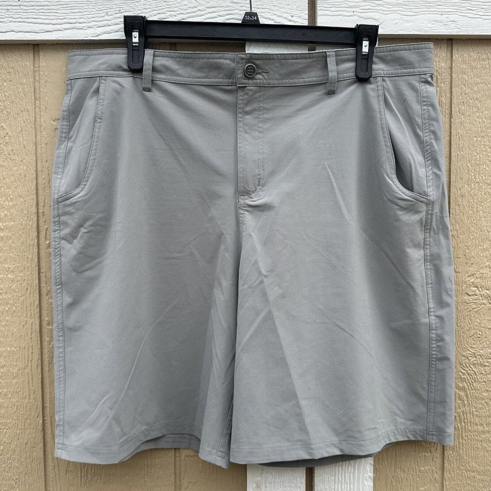 Free Fly Apparel Gray Men Shorts Hybrids